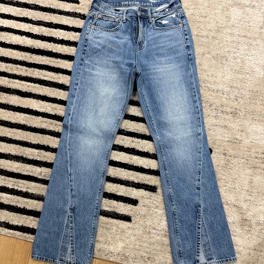 American Eagle Outfitters Women's Flare Jeans in Classic Blue